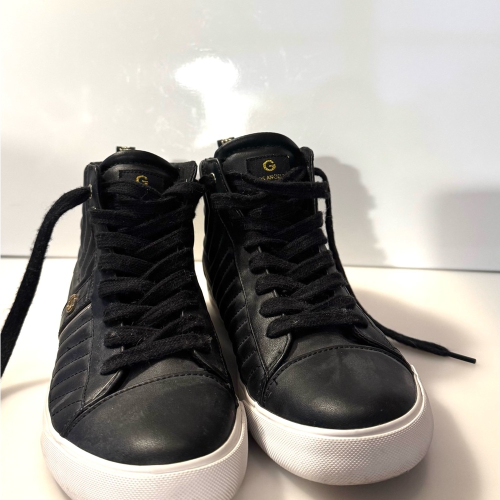GBG Los Angeles Black Sneakers